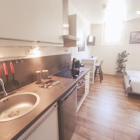 Studio, Coeurdesouillac Tidordognehomes Souillac